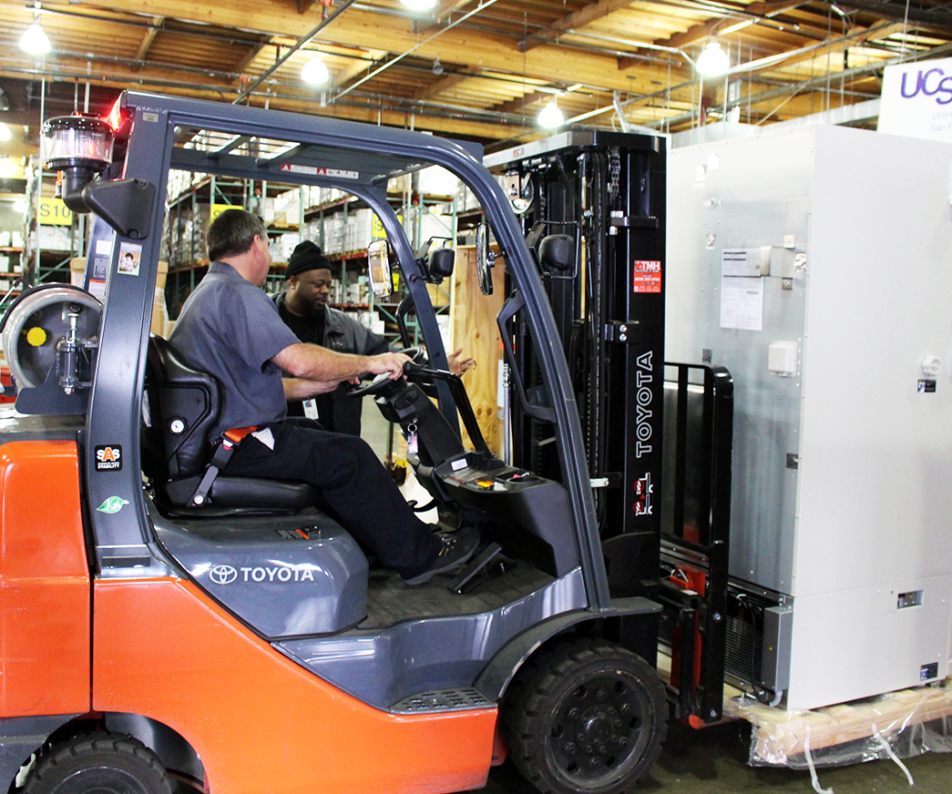 Large Equipment Receiving, Assembling and Delivery Supply Chain